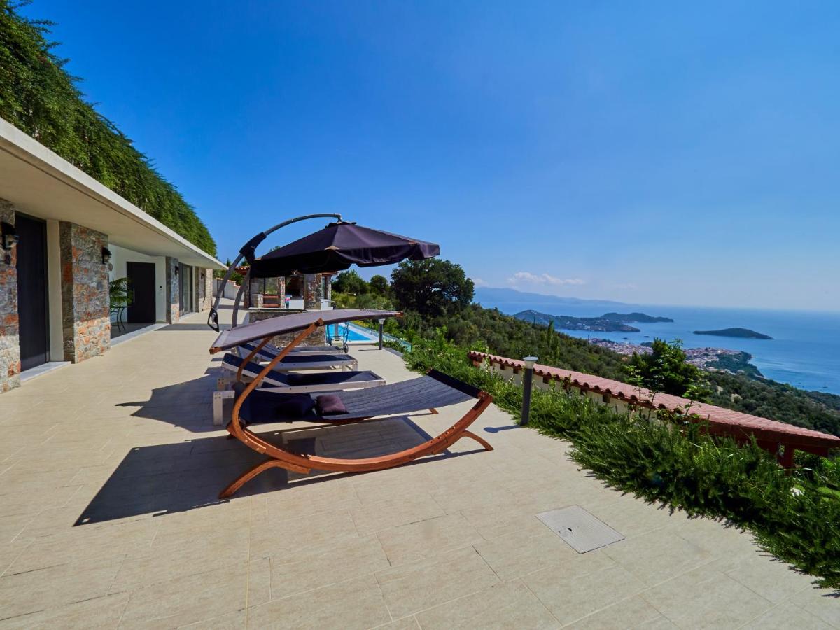 Sky Sea Resort & Villas Megali Ammos  Exterior foto